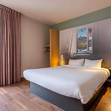 Annemasse Hotel 3*