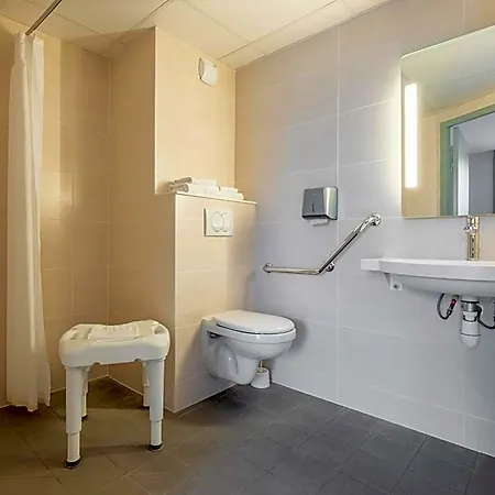 Annemasse Hotel 3*